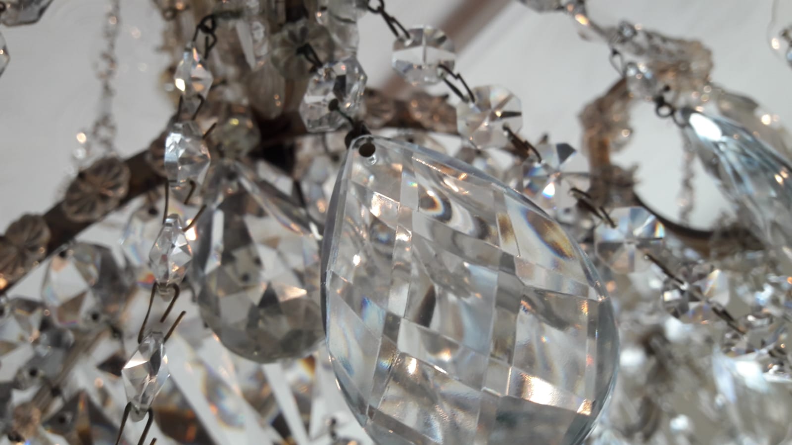 Antique Chandelier TH300