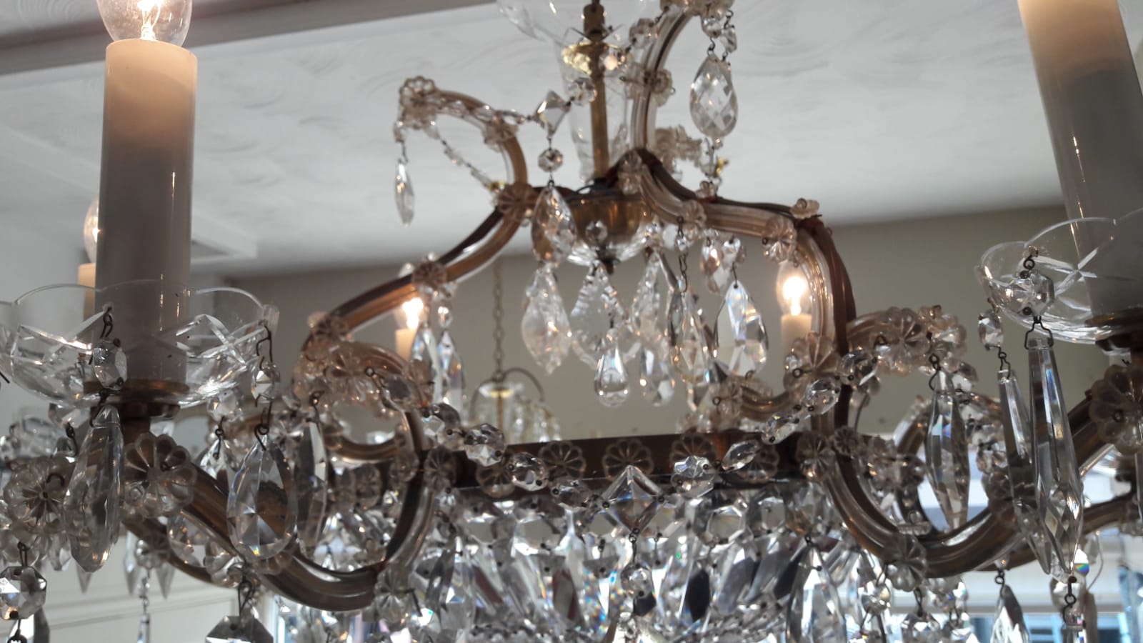 Antique Chandelier TH300