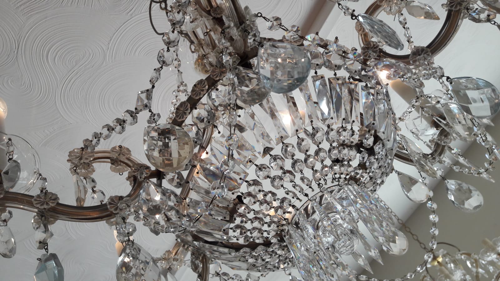Antique Chandelier TH300