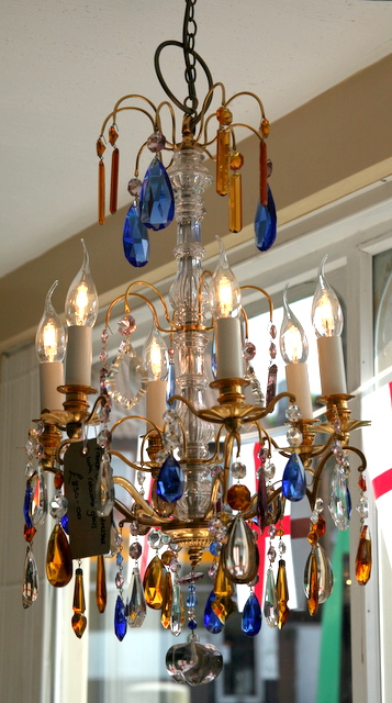 TH161 Antique Chandelier