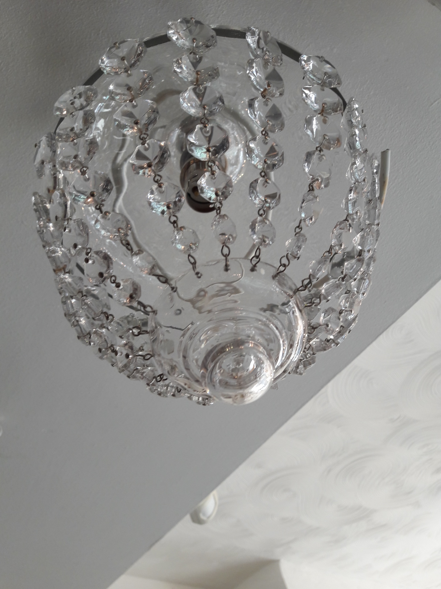 TH205 Antique Chandelier